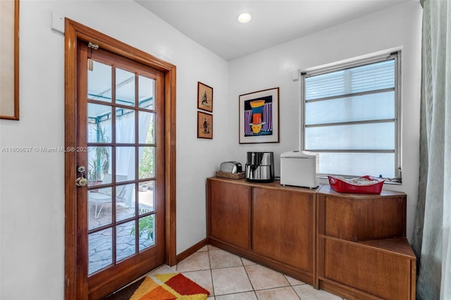 1895 SW 25th St, Miami, FL 33133 - office featuring light tile patterned flooring and baseboards