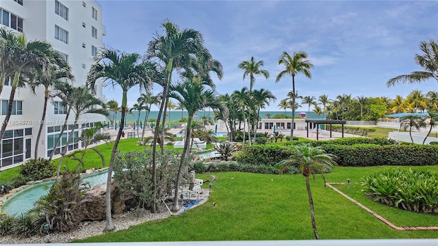 5005 Collins Ave Unit 212, Miami Beach, FL 33140 - surrounding community with a yard