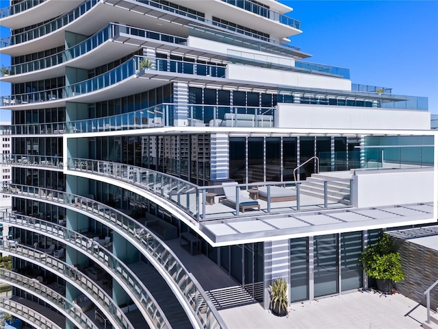 2200 N Ocean Blvd Unit N1102, Fort Lauderdale, FL 33305 - view of apartment building / complex