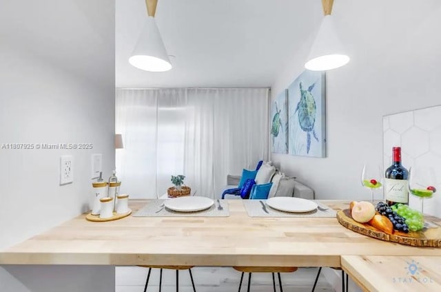 7326 Collins Ave Unit 201, Miami Beach, FL 33141 - view of dining space