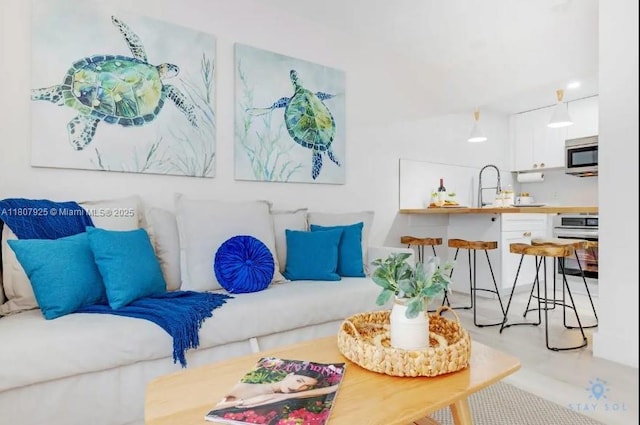 7326 Collins Ave Unit 201, Miami Beach, FL 33141 - view of living area
