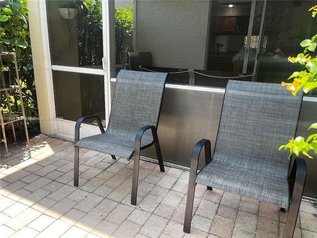 9955 NW 56th Pl, Coral Springs, FL 33076 - view of sunroom / solarium