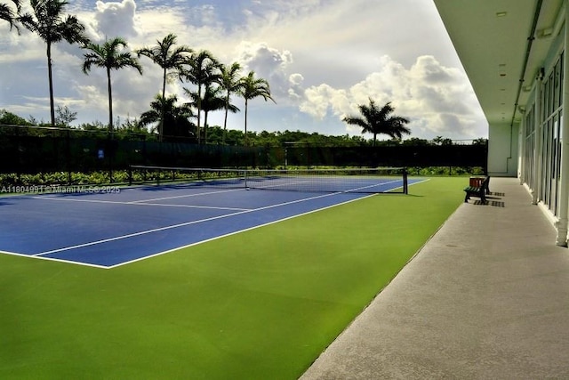 14951 Royal Oaks Ln Unit 1406, North Miami, FL 33181 - view of tennis court with community basketball court