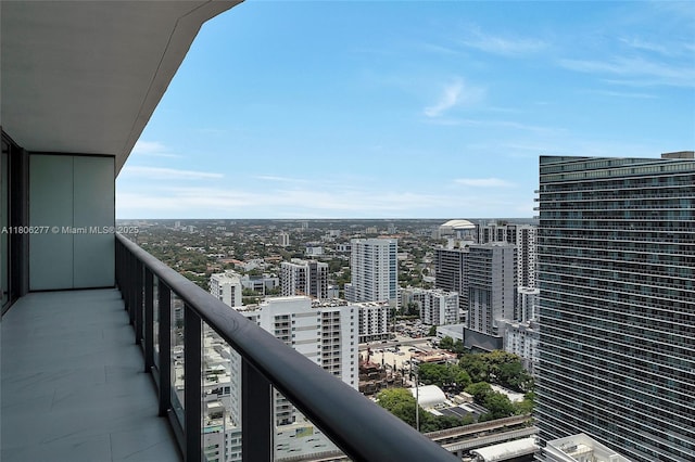 1300 S Miami Ave Unit 3211, Miami, FL 33130 - balcony featuring a city view