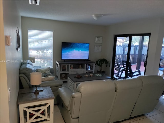 15210 SW 48th Ter Unit H-83, Miami, FL 33185 - living area featuring light tile patterned flooring