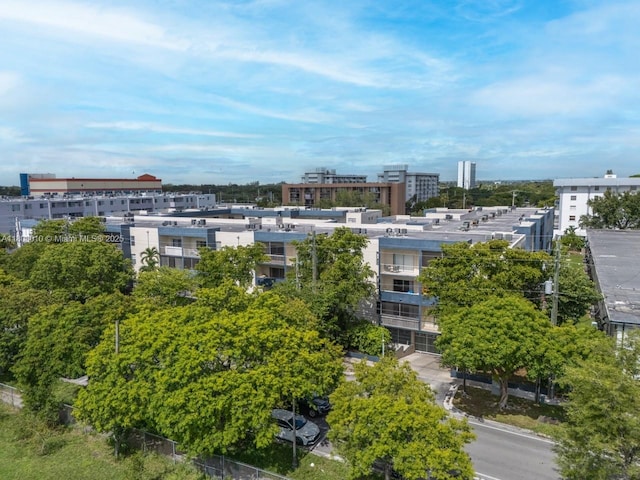 16750 NE 10th Ave Unit 225, North Miami Beach, FL 33162 - view of urban area