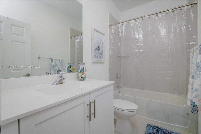 10260 SW 228th Ter Unit 10260, Miami, FL 33190 - full bath with vanity, toilet, and shower / tub combo with curtain