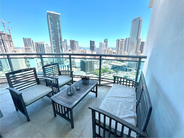 350 S Miami Ave Unit 3013, Miami, FL 33130 - balcony featuring a skyline view