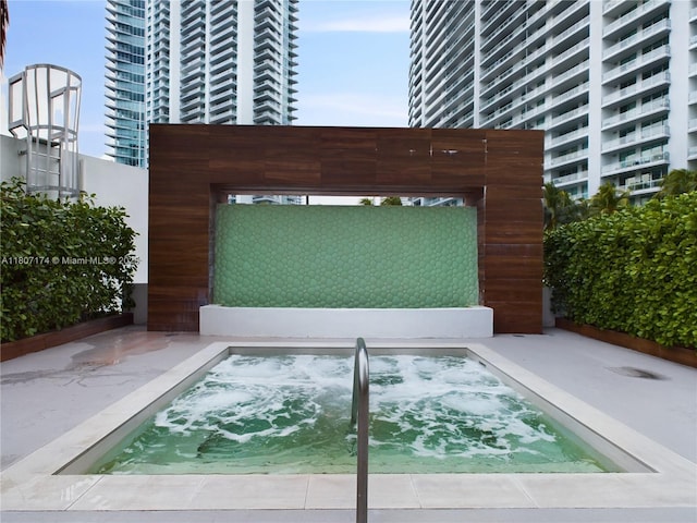 350 S Miami Ave Unit 3013, Miami, FL 33130 - view of swimming pool featuring a hot tub