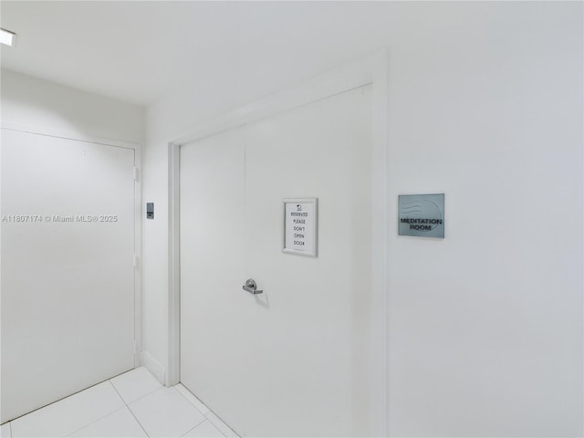 350 S Miami Ave Unit 3013, Miami, FL 33130 - bathroom featuring tile patterned floors