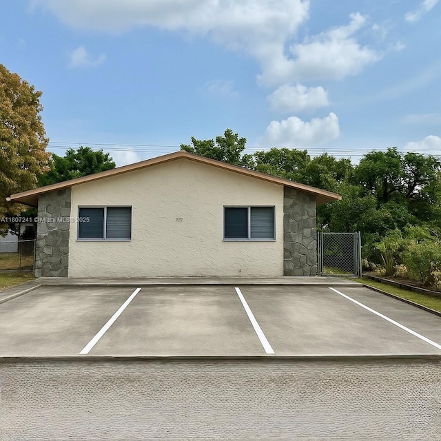 6121 SW 40th Ct, Miramar, FL 33023 - view of vehicle parking