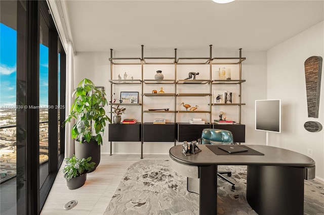 1000 Biscayne Blvd Unit 3201, Miami, FL 33132 - home office featuring baseboards