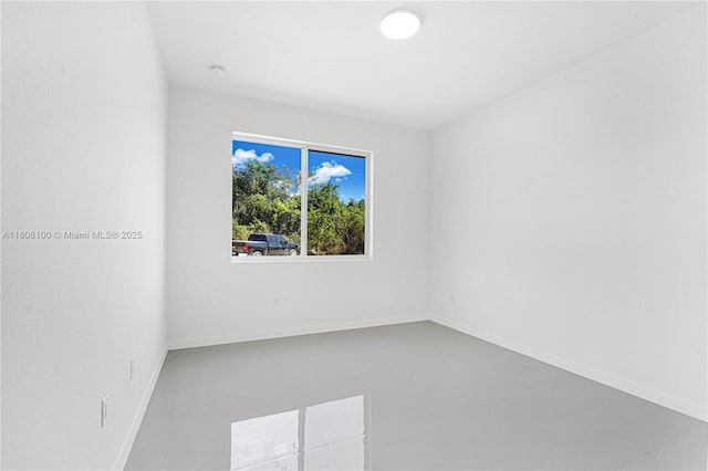 22519 SW 125th Ave Unit B, Miami, FL 33170 - empty room featuring baseboards and a smoke detector