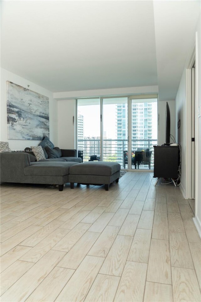 325 S Biscayne Blvd Unit 1521, Miami, FL 33131 - photo 7