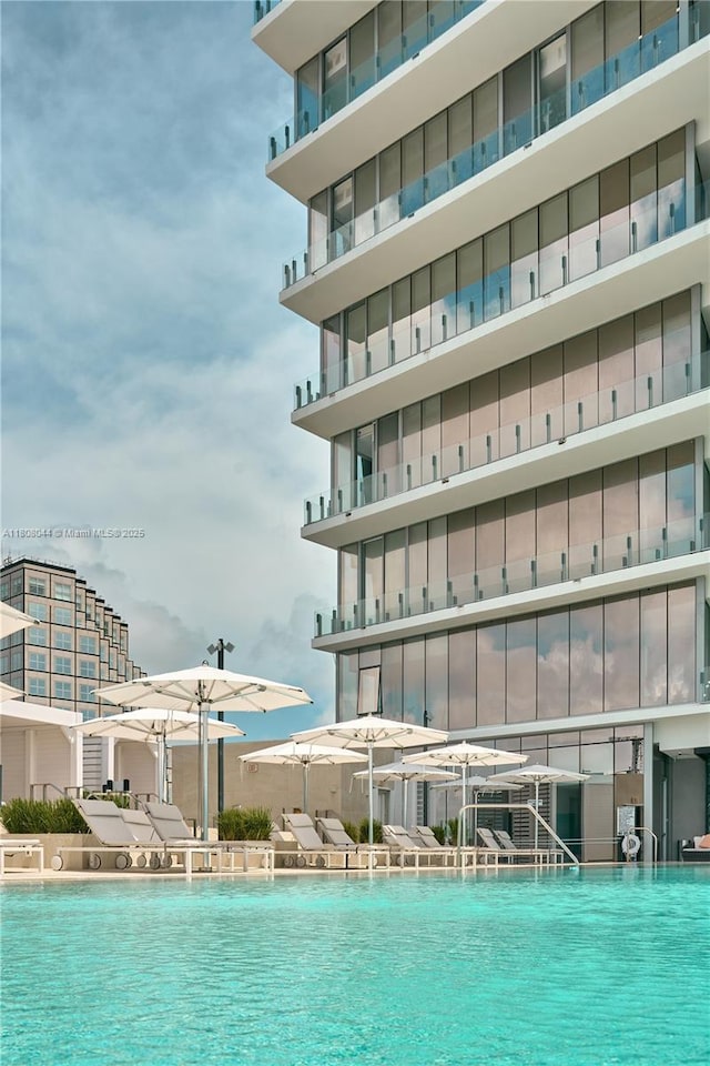 300 Biscayne Blvd Way Unit 3104, Miami, FL 33131 - view of swimming pool