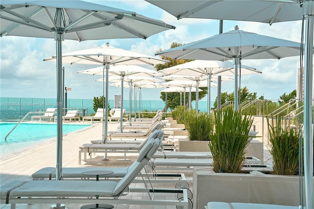 300 Biscayne Blvd Way Unit 3104, Miami, FL 33131 - view of home's community featuring a swimming pool