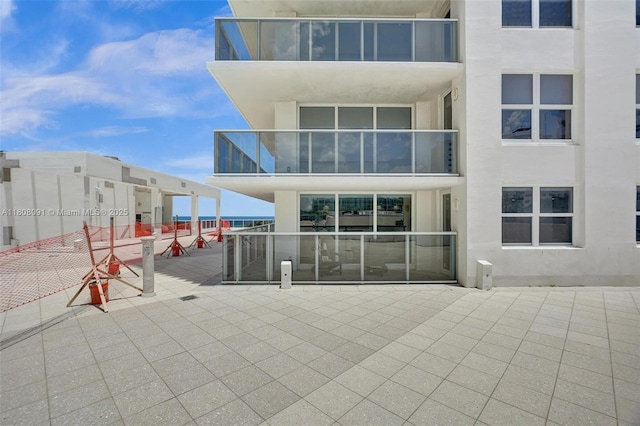 2751 S Ocean Dr Unit 301S, Hollywood, FL 33019 - back of house featuring a patio and stucco siding