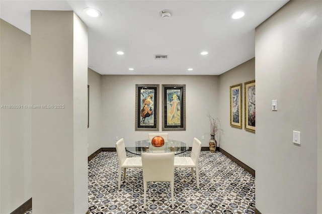 2751 S Ocean Dr Unit 301S, Hollywood, FL 33019 - dining area featuring recessed lighting and baseboards