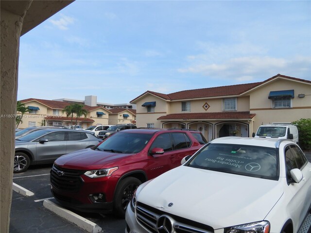 10017 W Okeechobee Rd Unit 202, Hialeah Gardens, FL 33016 - photo 1