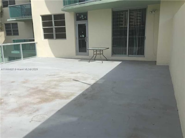 19390 Collins Ave Unit 217, Sunny Isles Beach, FL 33160 - view of patio / terrace