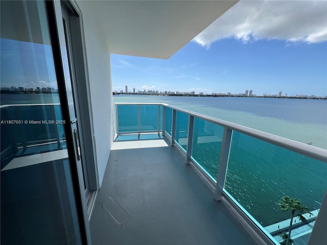 7501 E Treasure Dr Unit 9D, North Bay Village, FL 33141 - balcony featuring a city view and a water view