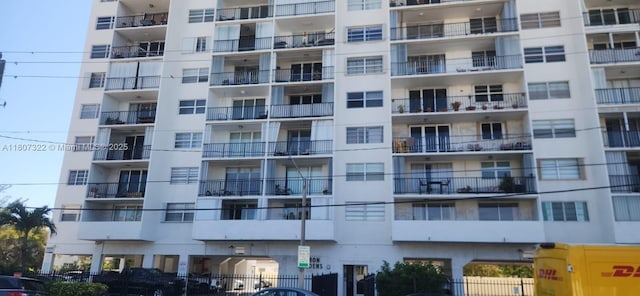 7850 Byron Ave Unit 403, Miami Beach, FL 33141 - photo 2