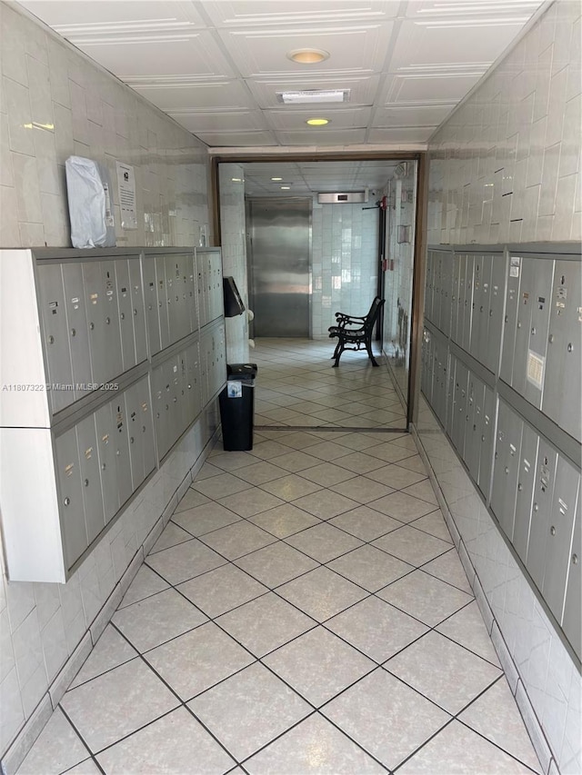 7850 Byron Ave Unit 403, Miami Beach, FL 33141 - view of property's community with mail area