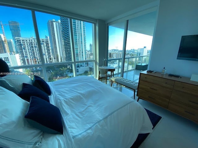 480 NE 30th St Unit 1405, Miami, FL 33137 - bedroom with floor to ceiling windows