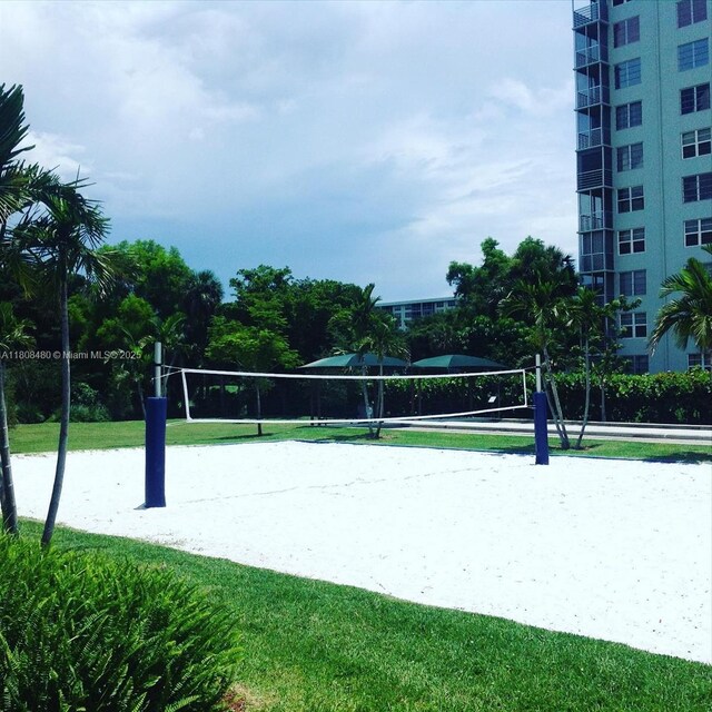 2701 Palm Aire Dr Unit 104, Pompano Beach, FL 33069