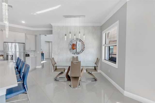 8575 Baypoint Cir, Parkland, FL 33076 - dining area featuring crown molding, baseboards, and recessed lighting