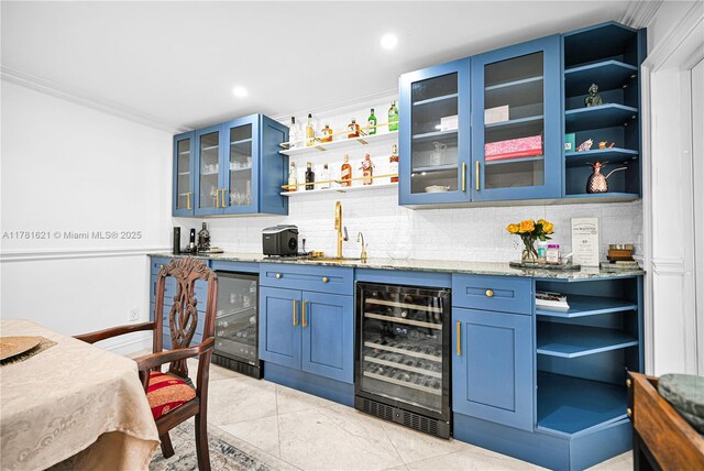 9866 SW 111th Ter, Miami, FL 33176 - indoor wet bar featuring wine cooler, backsplash, recessed lighting, and ornamental molding