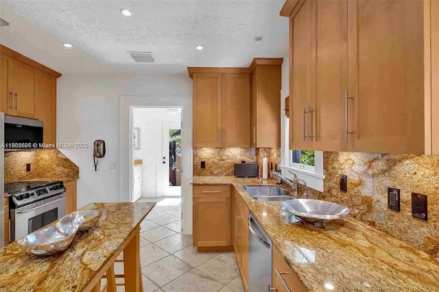 136 NE 101st St, Miami Shores, FL 33138 - photo 5