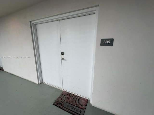 19380 NE 26th Ave Unit 305, Miami, FL 33180 - view of property entrance