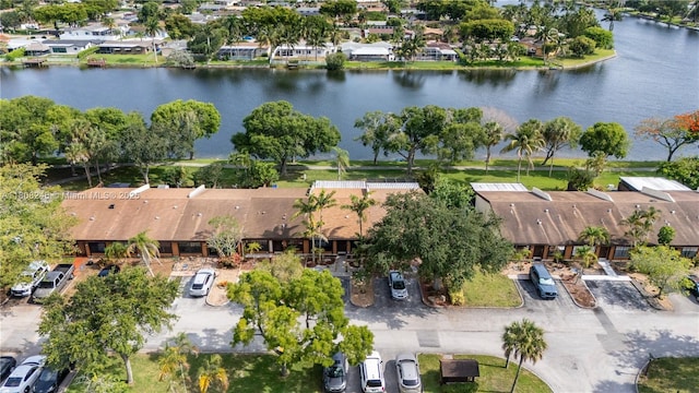 10760 Hickory Ave, Pembroke Pines, FL 33026 - view of property location featuring a nearby body of water and nearby suburban area