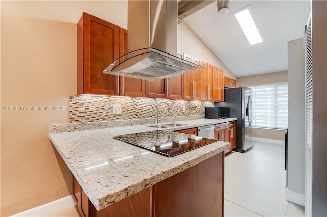 10760 Hickory Ave, Pembroke Pines, FL 33026 - kitchen with island range hood, a sink, lofted ceiling, baseboards, and black appliances