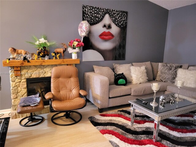 1025 Green Pine Blvd Unit B, West Palm Beach, FL 33409 - living area with wood finished floors