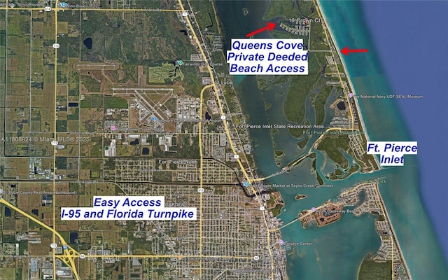 16 Crown Ct, Fort Pierce, FL 34949