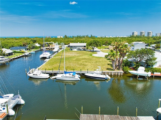 16 Crown Ct, Fort Pierce, FL 34949