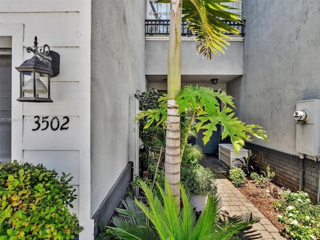 3502 NW 13th St, Lauderhill, FL 33311 - exterior view of electric meter and stucco siding