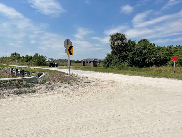 2105 86th Ave SW, Vero Beach, FL 32966