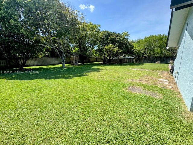 14870 SW 152nd Ct, Miami, FL 33196 - view of yard