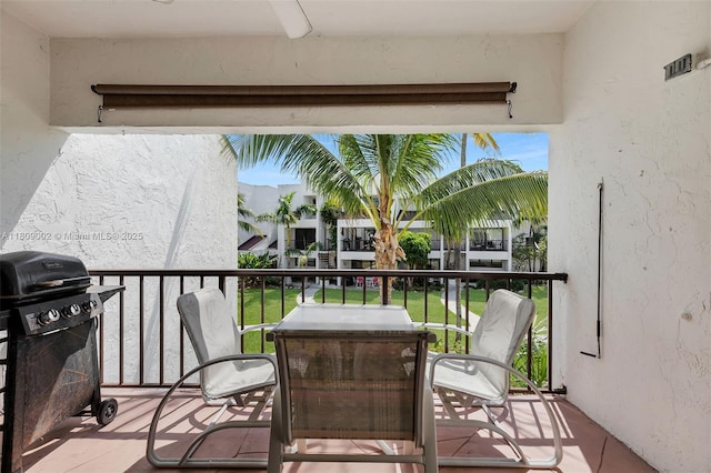 601 W Ocean Dr Dr Unit 411C, Key Colony, FL 33051 - balcony featuring area for grilling