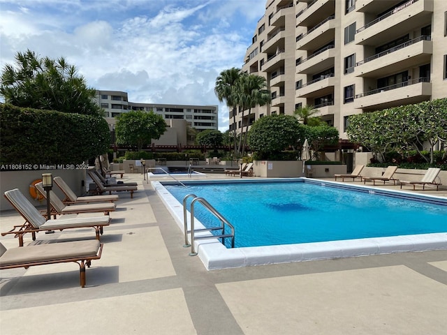 251 Crandon Blvd Unit 904, Key Biscayne, FL 33149 - community pool with a patio