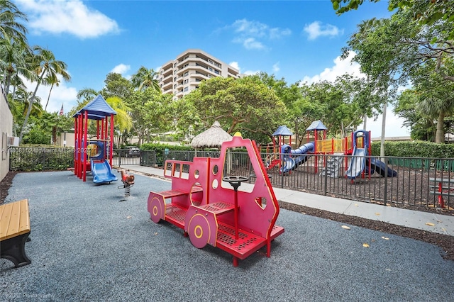 251 Crandon Blvd Unit 904, Key Biscayne, FL 33149 - view of community jungle gym