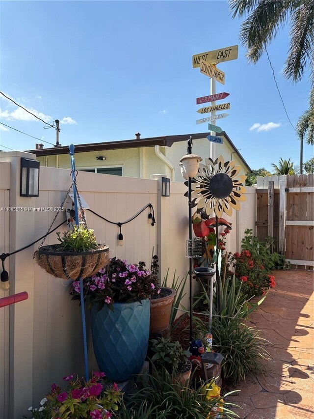 7430 Buchanan St, Hollywood, FL 33024 - view of patio featuring a gate