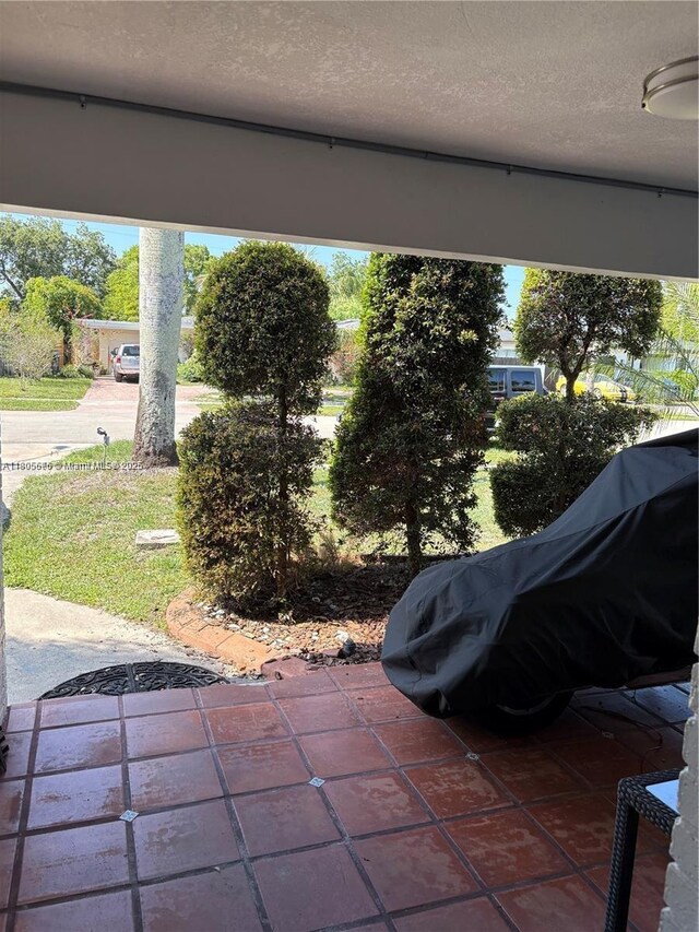 7430 Buchanan St, Hollywood, FL 33024 - view of patio / terrace