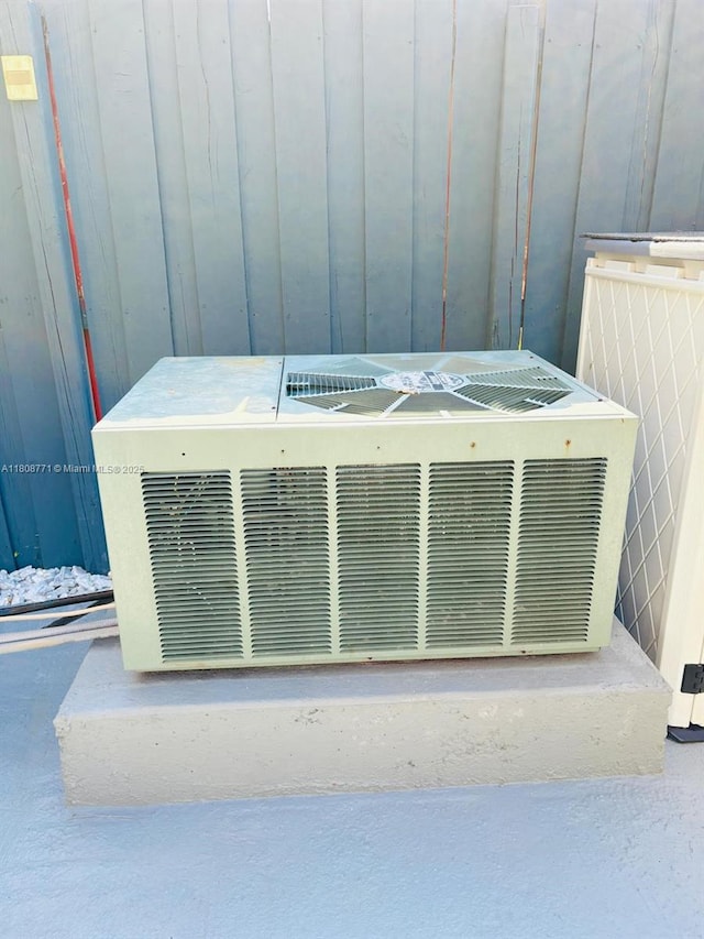 13729 SW 171st Ln, Miami, FL 33177 - exterior view of cooling unit
