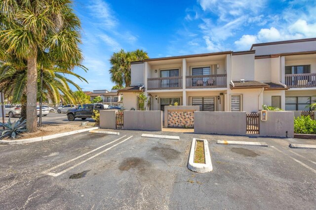 10000 NW 41st St Unit 25, Doral, FL 33178 - photo 2