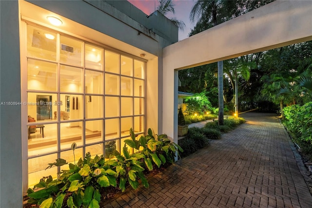 5465 Banyan Trl, Coral Gables, FL 33156 - view of patio / terrace