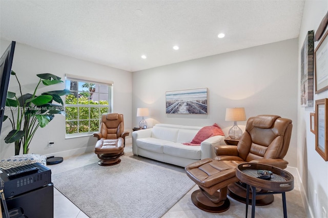 7259 Via Palomar, Boca Raton, FL 33433 - living area with recessed lighting and baseboards